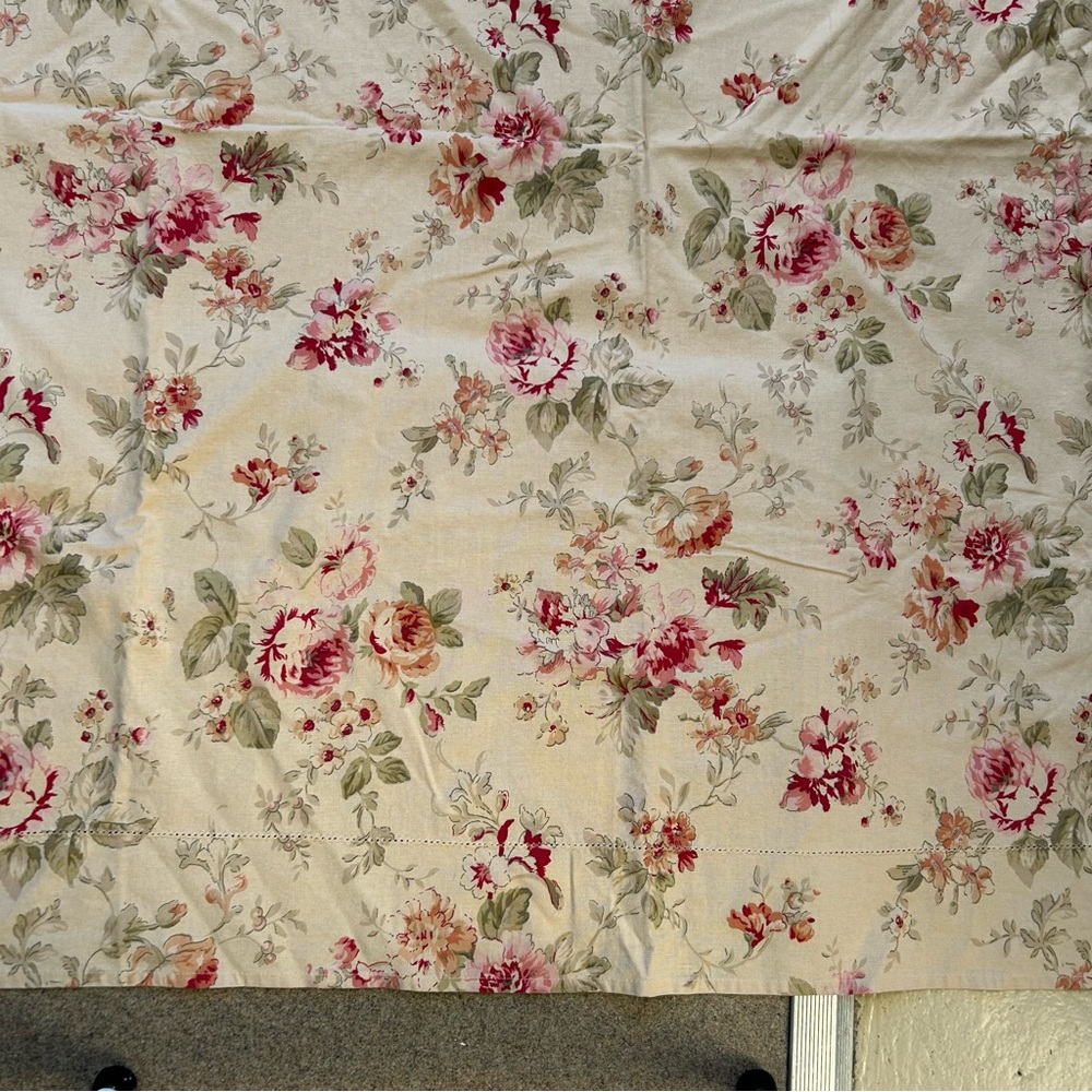 Floral Tea Stained Tablecloth with Red and Pink Accents #0215264 - Picture 5 of 9
